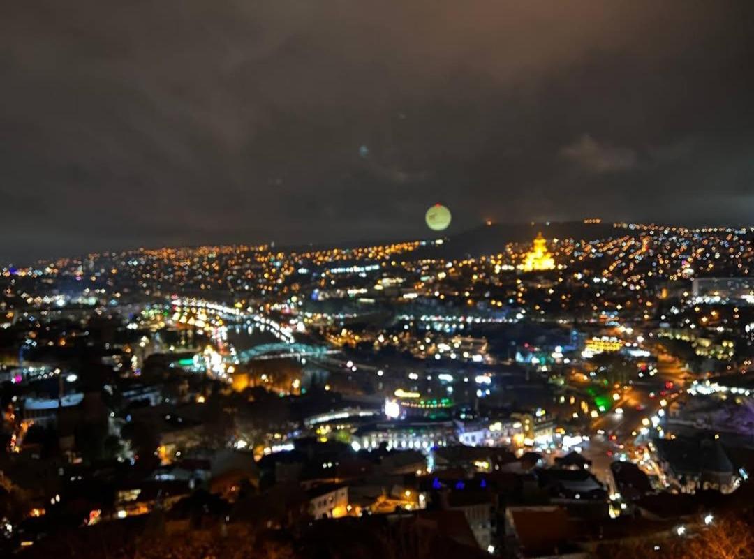 Hotel 6 Old Tbilisi Buitenkant foto